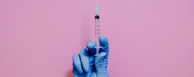 Testowanie konceptów nowej strzykawki do materiałów stosowanych w stomatologii