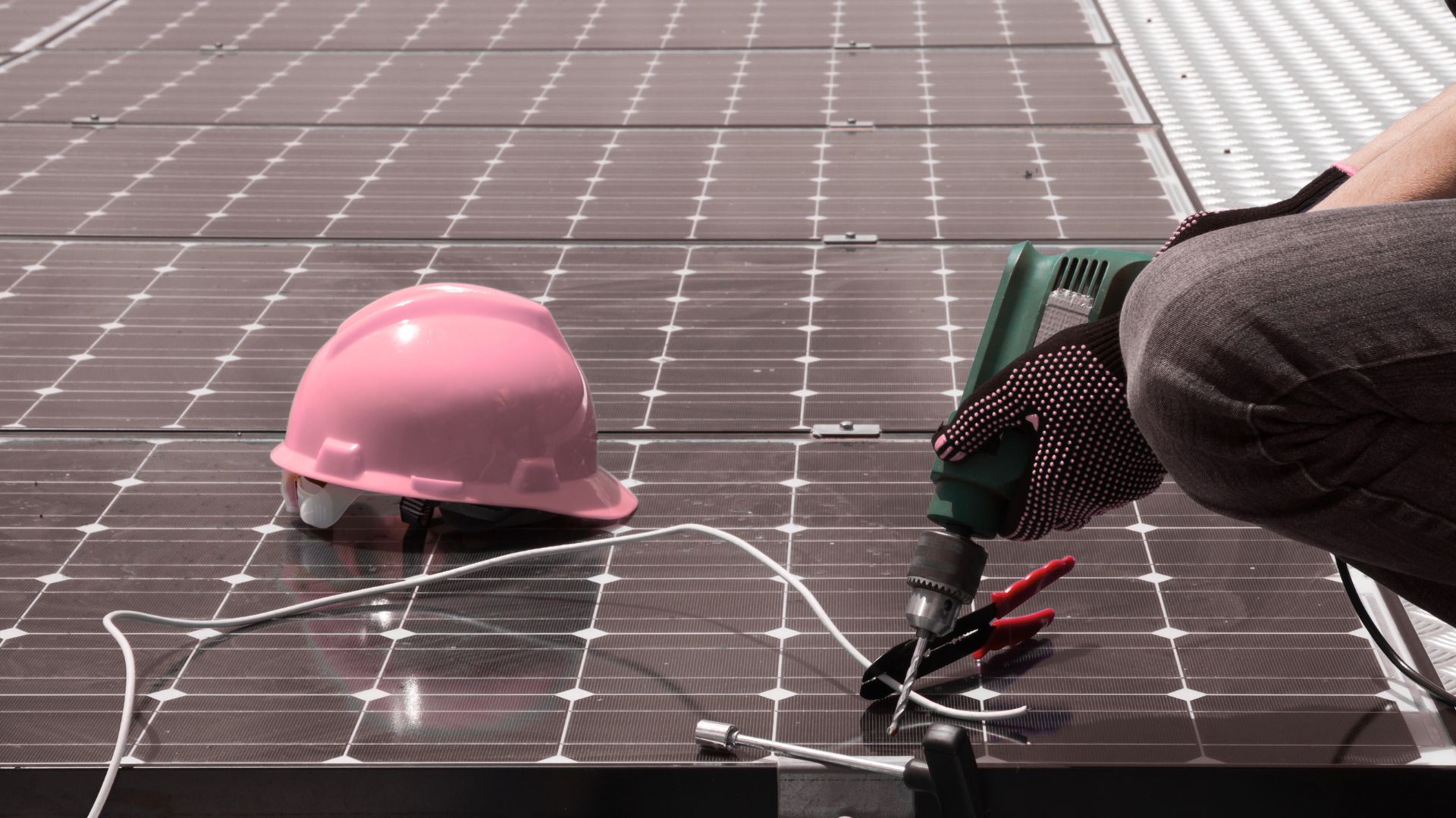 Analiza rynku fotowoltaiki dla firmy Corab